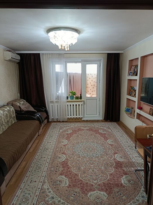 Продам квартиру 5 микрорайон