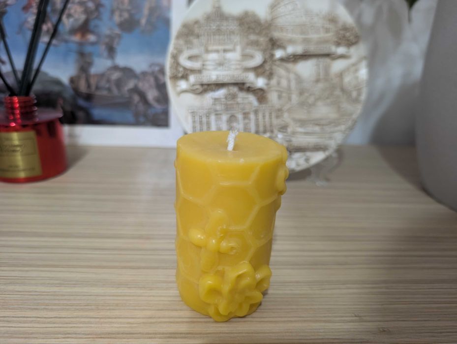 Lumanari decorative din ceara de albine