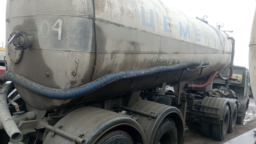 Цементовоз камаз