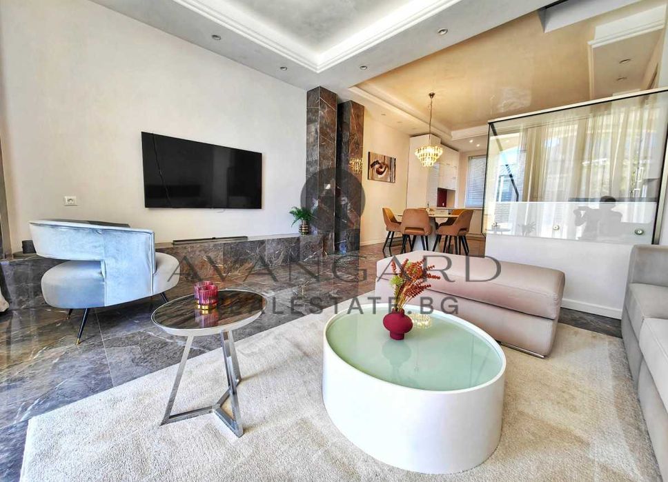 Продава се Къща в Пловдив, Остромила - 302 кв.м за 1524 €/кв.м - Снимка #3