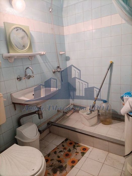 Продава се Двустаен апартамент в Шумен, Център - 62 кв.м за 1695 €/кв.м - Снимка #3