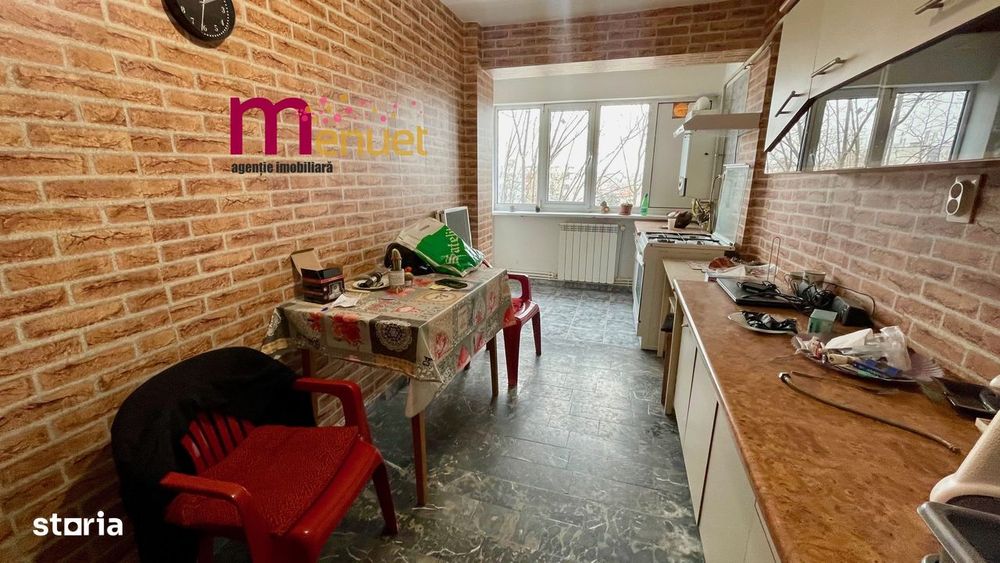 Apartament 3 camere,str.Spitalului