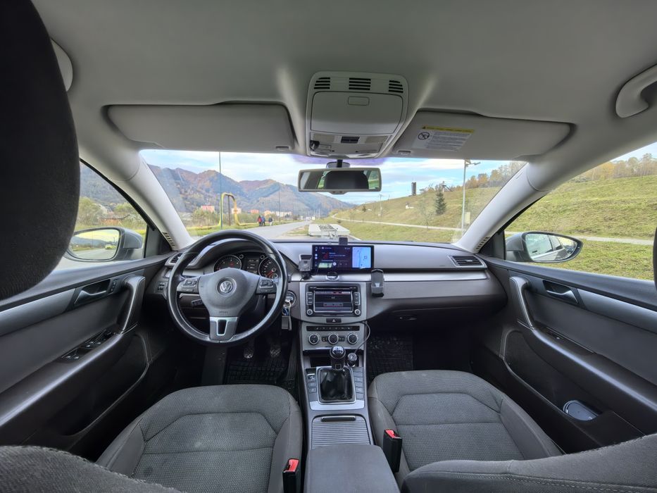 Vând Volkswagen Passat b7 break