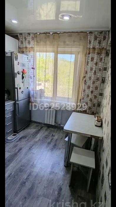 Продам 2х ком . квартиру