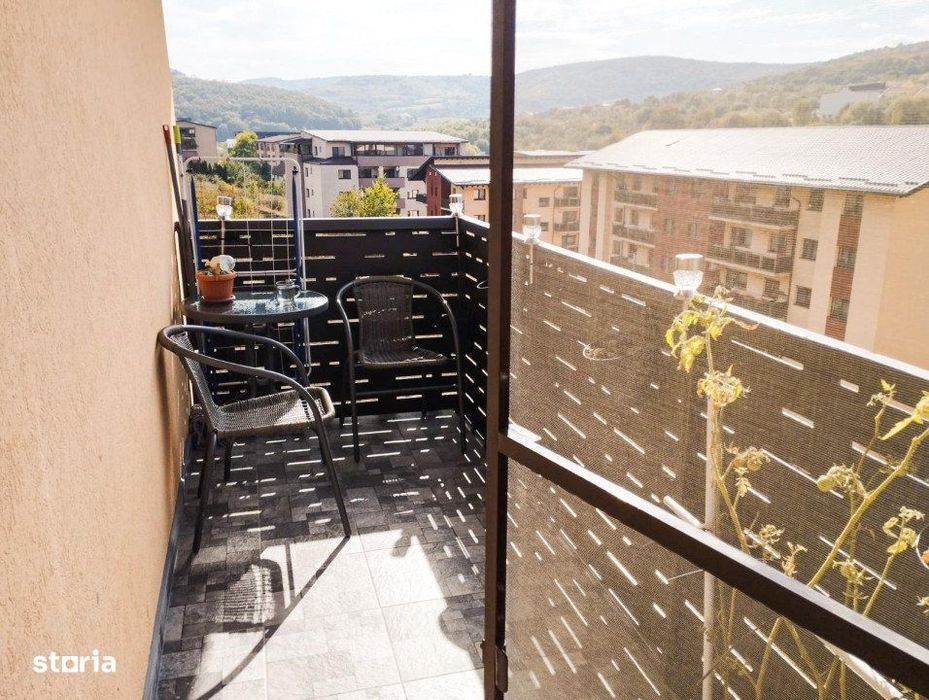 Apartament 4 camere, 120mp, balcon, parcare, zona Stejarului