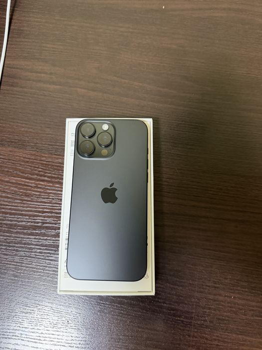 Айфон 16 pro max 256гб