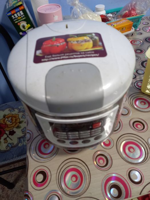 Продам мультиварку