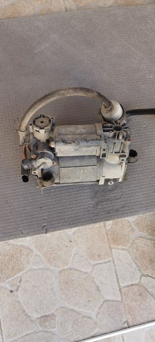 Компресор за w211