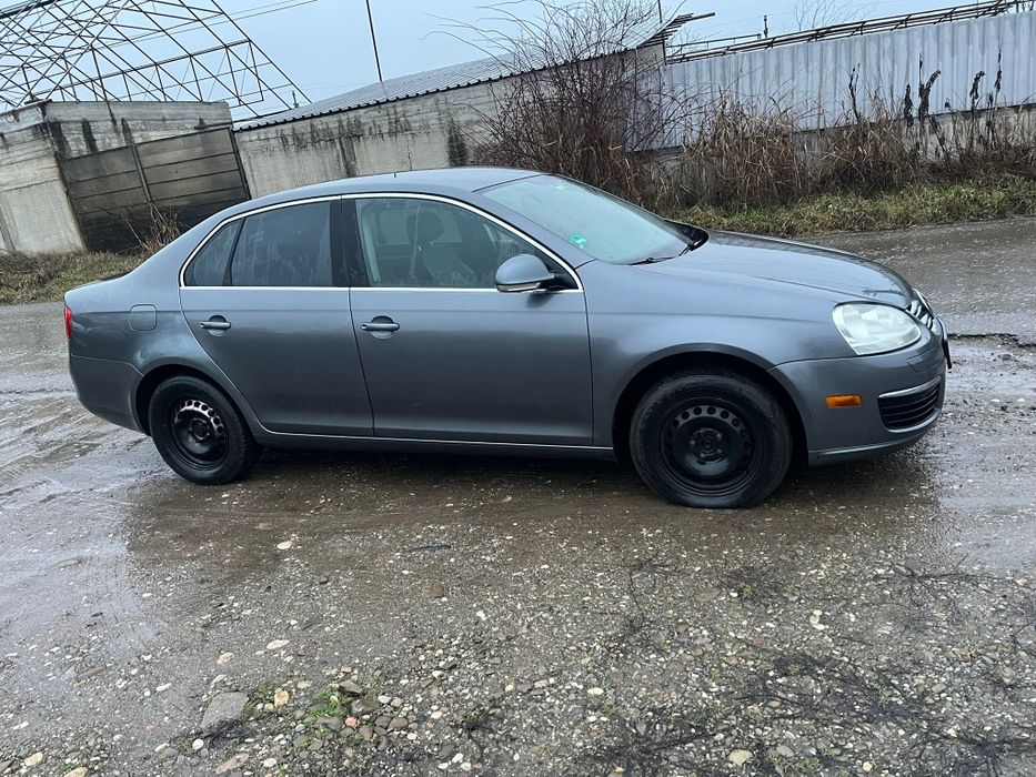 Dezmembrez Volkswagen jetta model american 2.5i 1.9 bls 1.9bkc 1.6 fsi