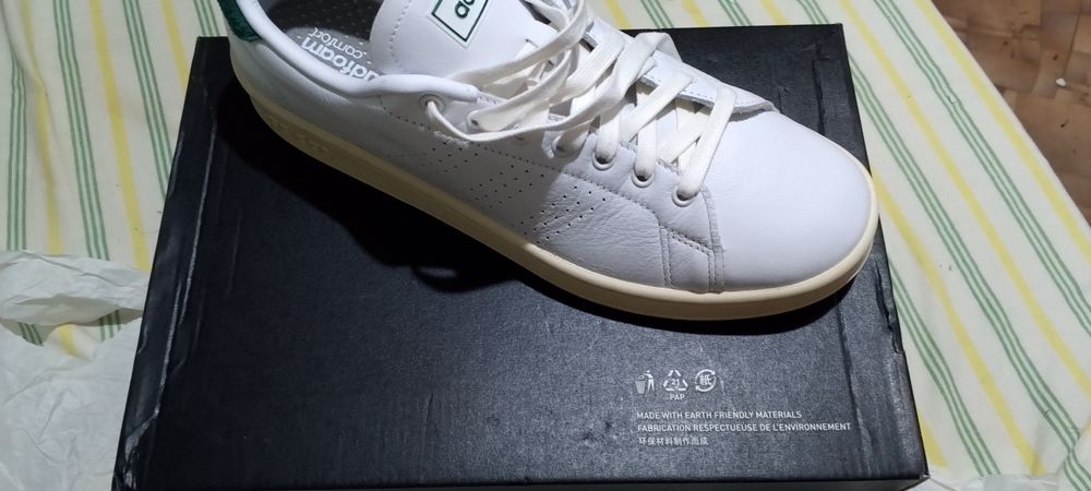 Кроссовки Adidas advantage оригинал в родной коробке