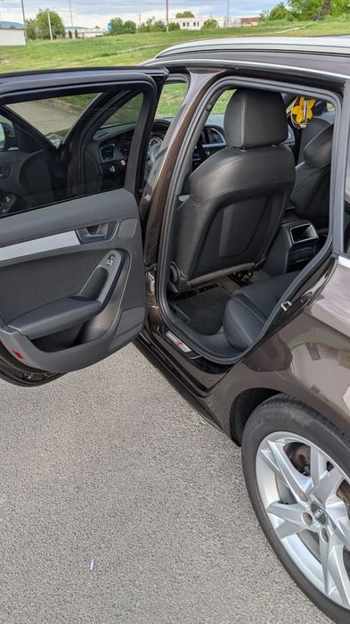 Audi A4 B8,5 Facelift 12.2013 – 1.8 TFSI 170cp – 3x S-line – întreținut exemplar