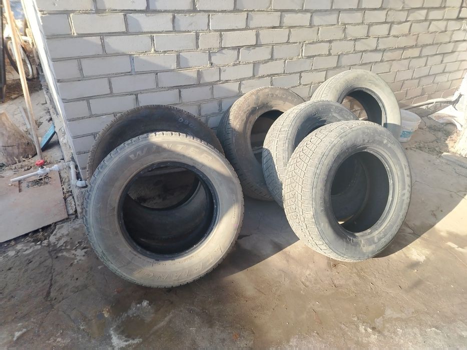 Продаю шины 6 шт