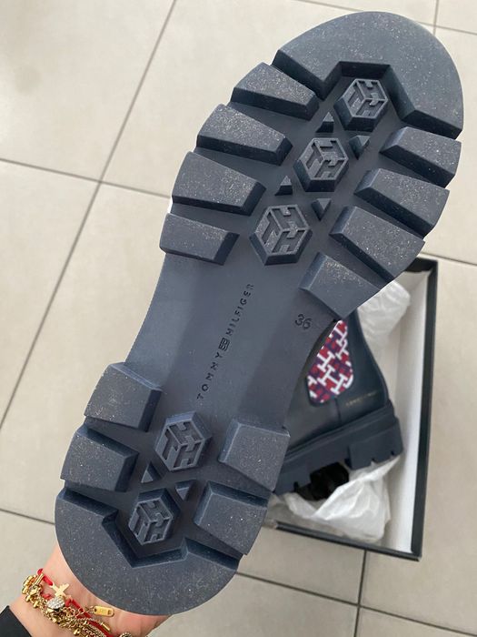 Ghete Tommy hilfiger dama noi