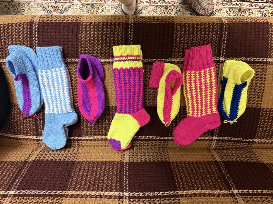 Носки, гетры вязанные