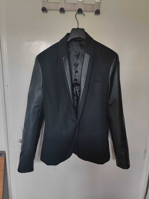 Мъжко Сако Zara размер M 38 / Блейзър с кожени ръкави / Вталенa кройка сако Zara Man