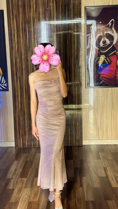 Платье блестящее