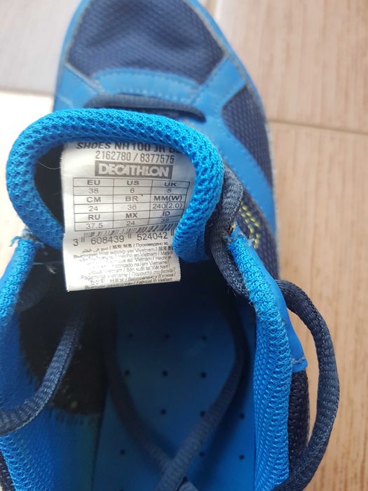 Adidași Decathlon Quechua