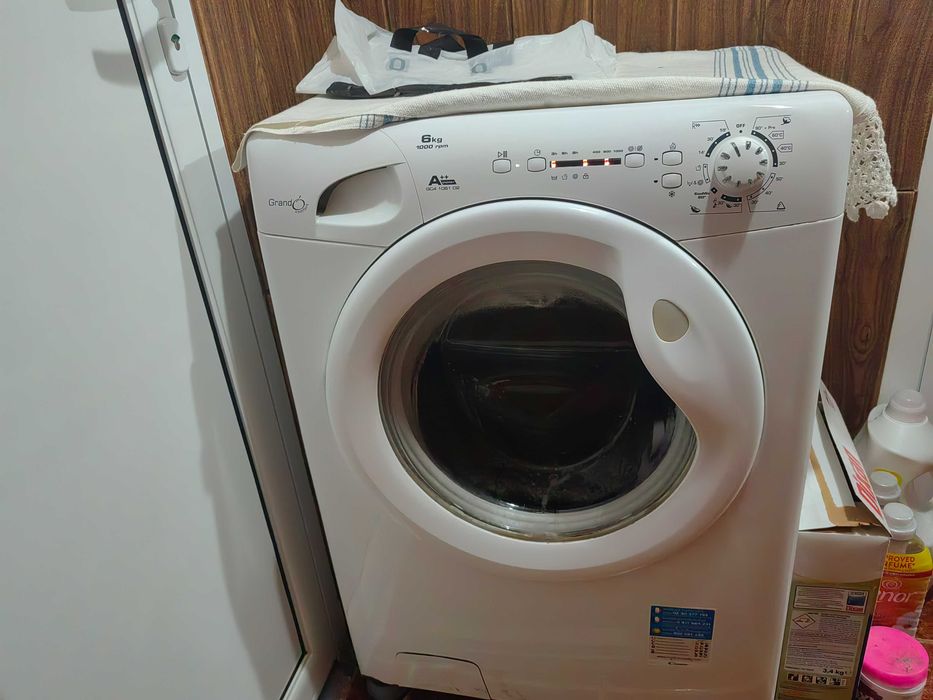 продава се пералня Канди 1000.оборота .АА+