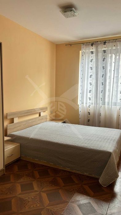 Дава се под наем Тристаен апартамент в Пловдив, Кючук Париж - 100 кв.м за 448.8 € - Снимка #5