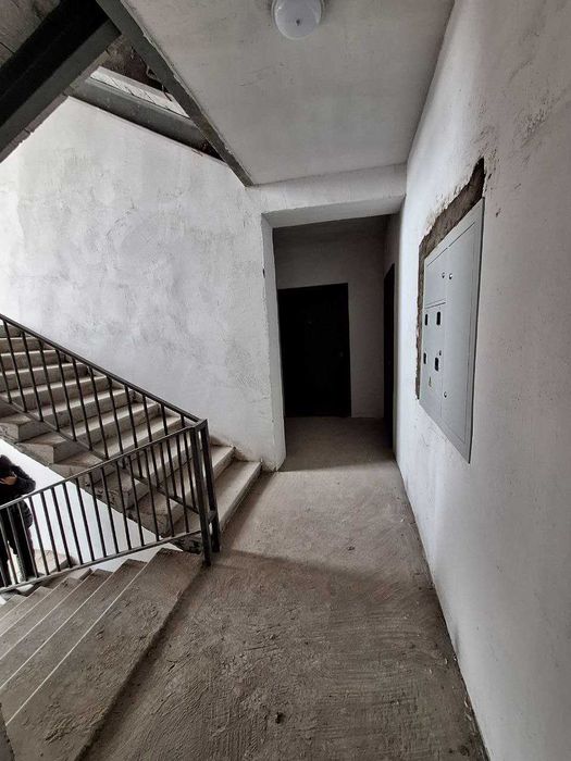 продам 2х комнатную квартиру