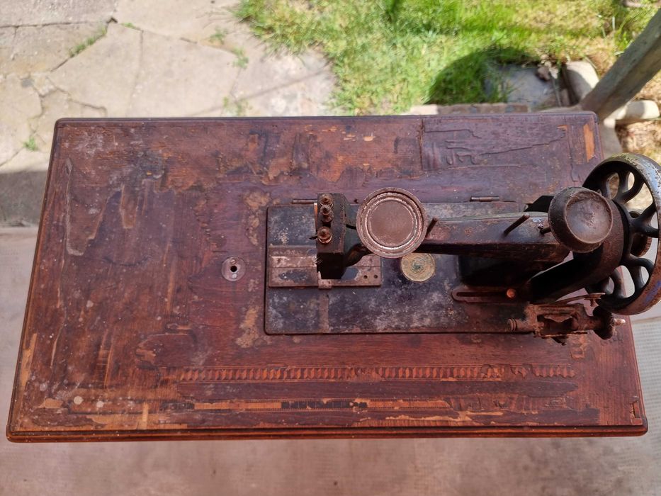 Masina de cusut Singer anul 1873