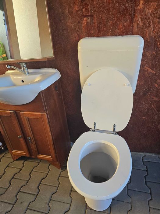 Set baie,chiuveta,oglinda, wc cu rezervor