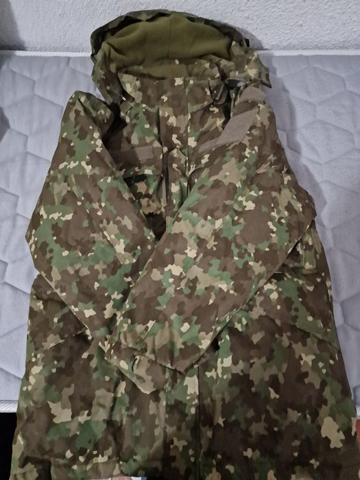Vând scurta de armata/combat( geaca iarnă)