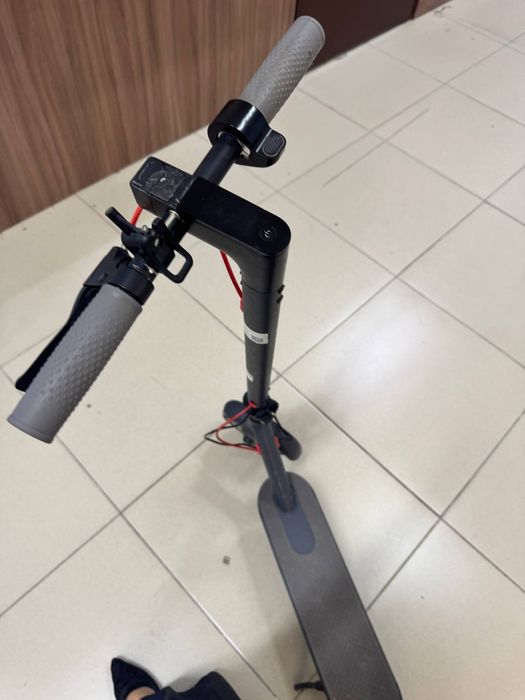 электро самокат TRIBE