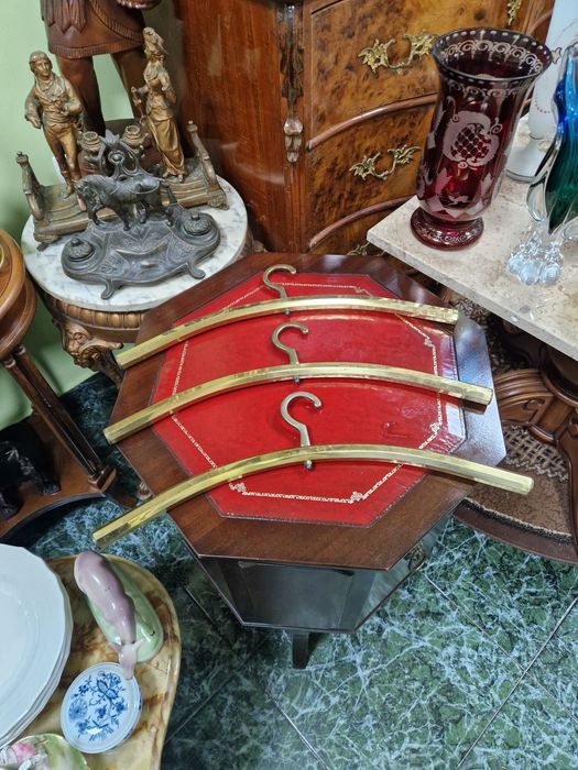 Антикварни английски бронзови закачалки