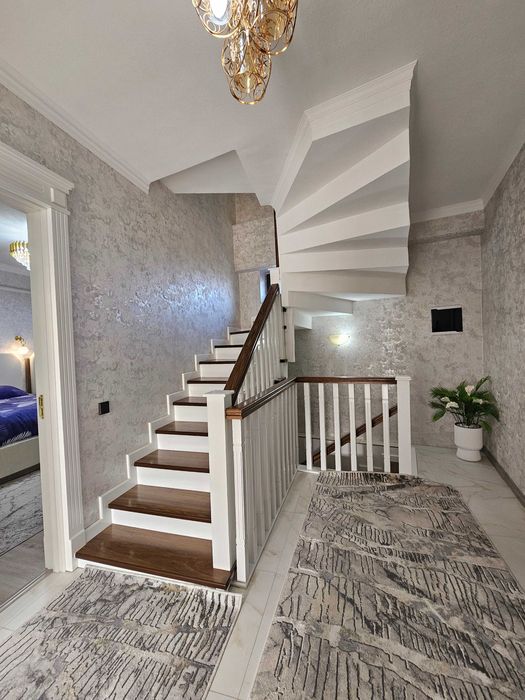 Евро дом. "High Town" City. 3 уровня