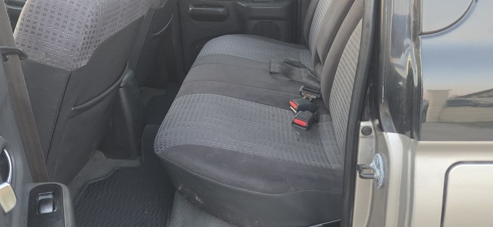 Mitsubishi L 200 climatronic 4x4 cuplaj la mare la mic Diferitial blocabil la buton