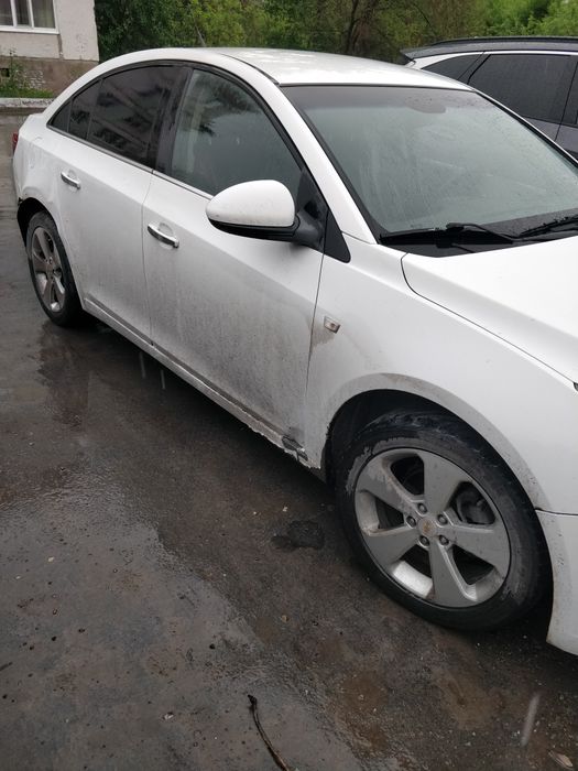 Продам Шевроле Круз