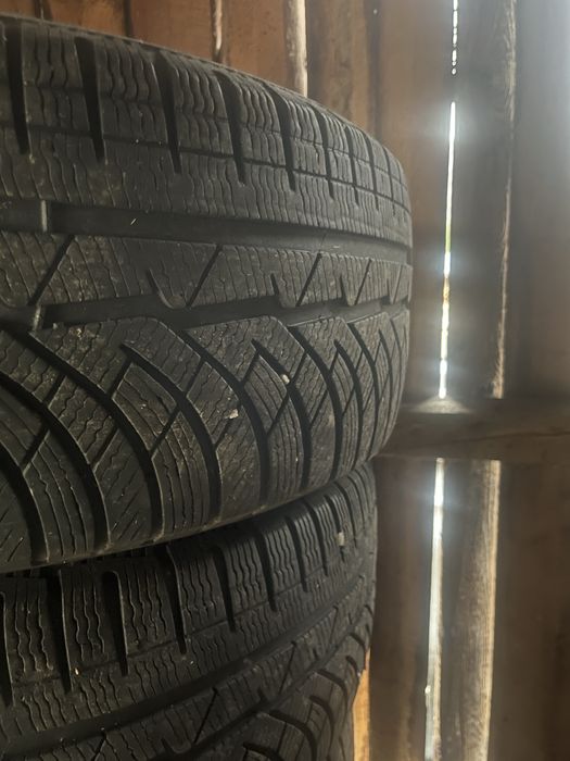 Urgent!!! Ocazie!!! Anvelope iarna Michelin 235/55/18