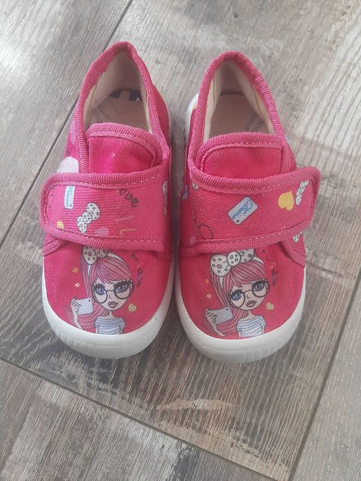 Пантофи Беко 22 номер