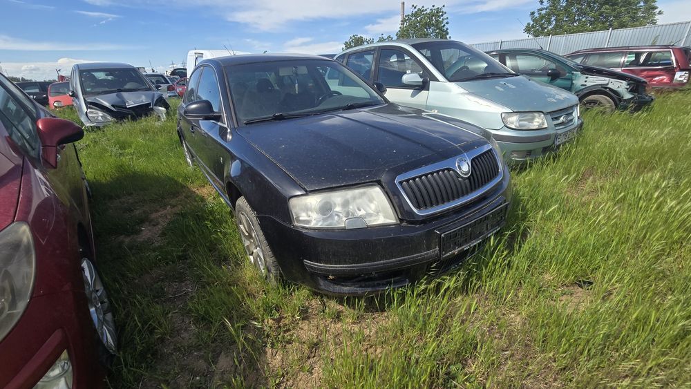 Skoda superb capota bara faruri aripa usi usa portbagaj hayon far grila trager armatura stopuri stop cutie viteze electromotor motor 1.9  oglinda
