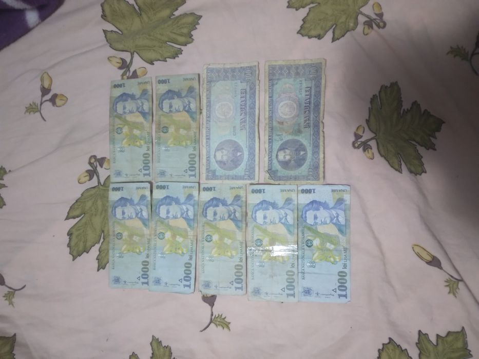 Vând lot de 9 bancnote vechi romanesti ieftin la 270 de lei toate