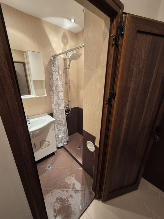 Дава се под наем Четиристаен апартамент в София, Свобода - 83 кв.м за 698.7 € - Снимка #15