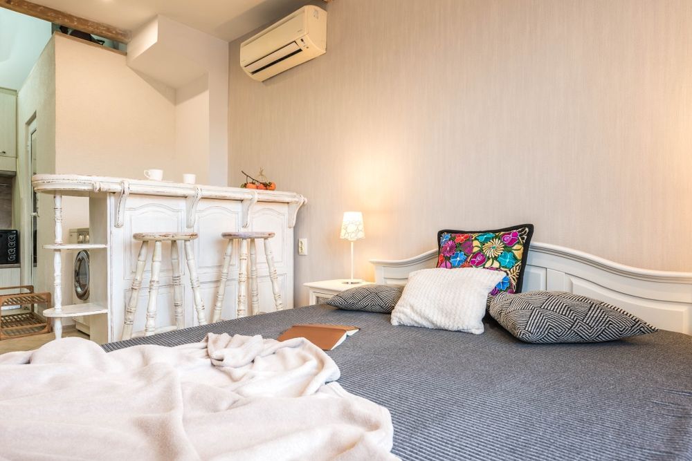 Дава се под наем Едностаен апартамент в Варна, Гръцка махала - 31 кв.м за 459 € - Снимка #2