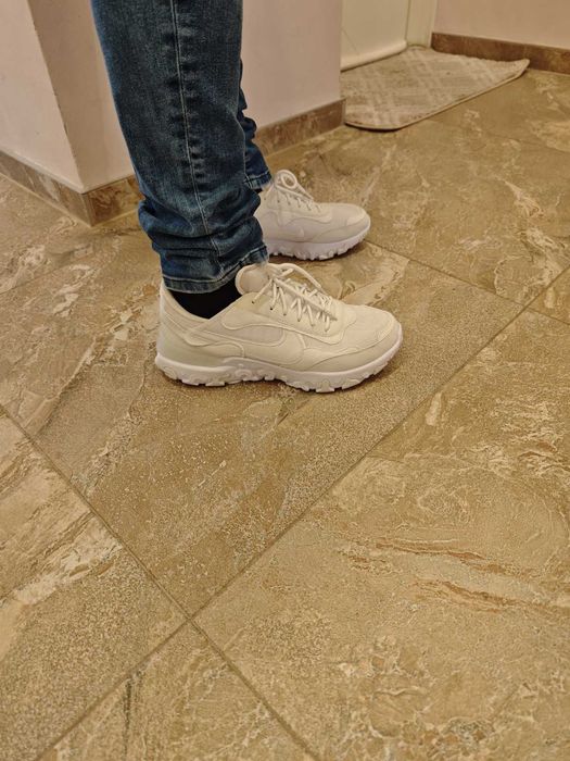 Оригинални Бели Маратонки Nike