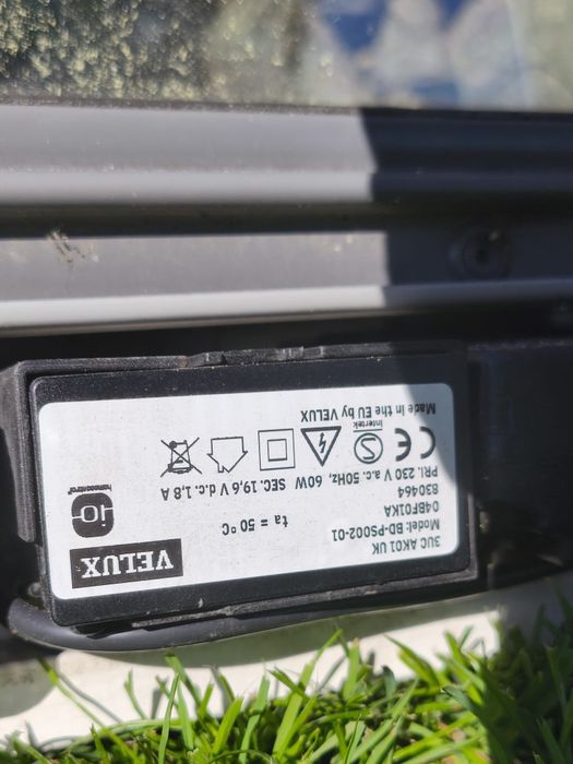 Velux integra cu senzor ploaie