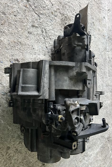 Скоростна кутия 6степенна с раздатка 2.0TDi 140к.с 4Х4