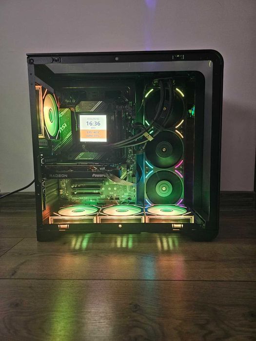 Calculator PC GAMING, INTEL I7 13700KF, 32GB DDR5, RX 9060XT 16GB