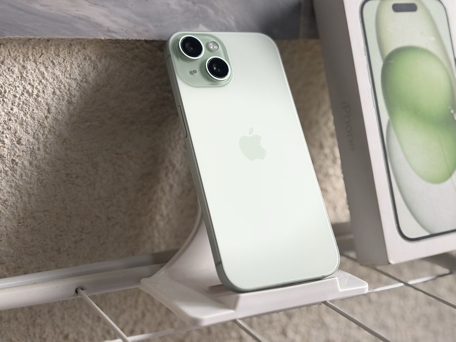 IPhone 15 128GB  Green - като нов