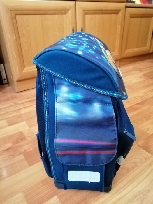 Продам школьный рюкзак