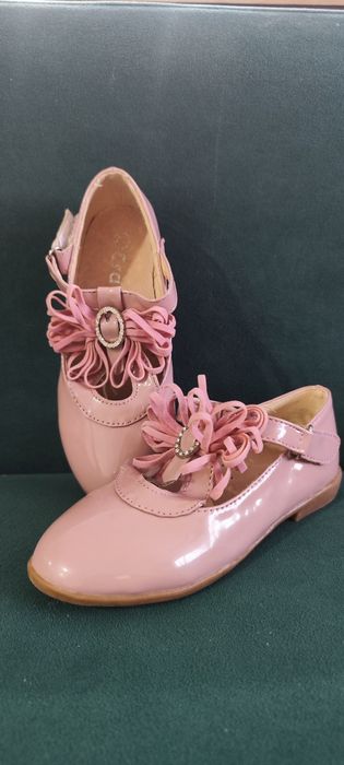 Туфельки для девочки