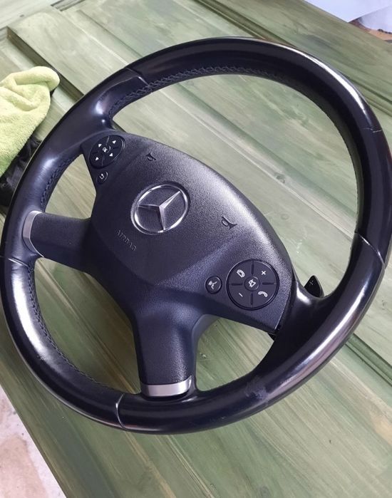 Mercedes Волан w204 w212 - без платка