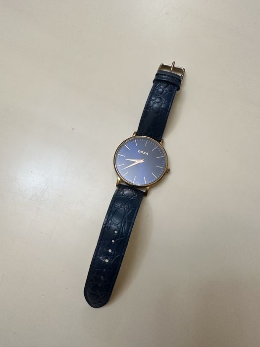 Часовник  DOXA, серия D-Ligth