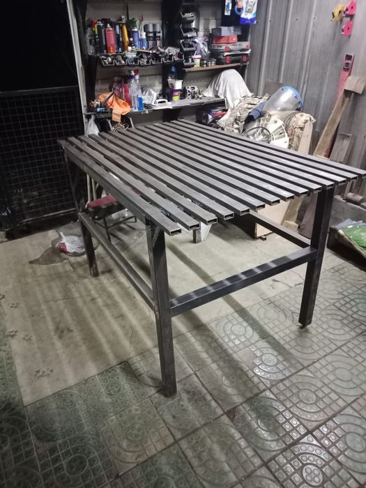 Продам сварочный стол.