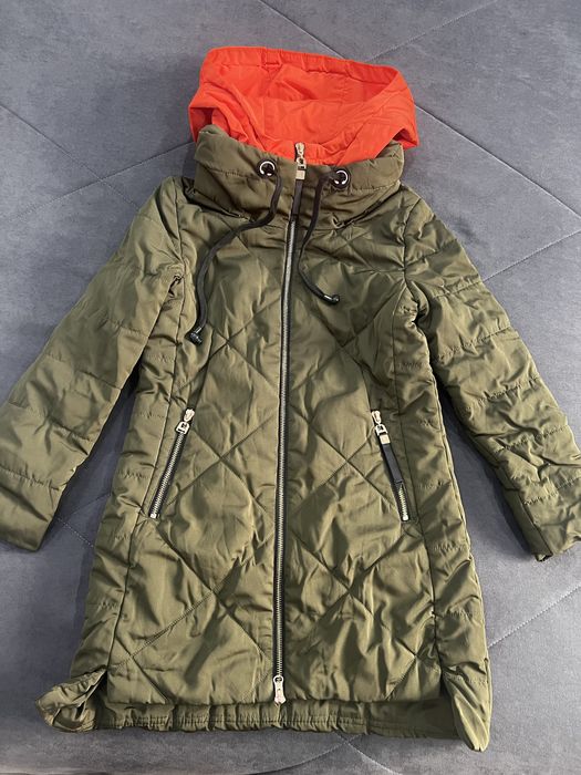 Куртка осень-весна на девочку 7-9 лет