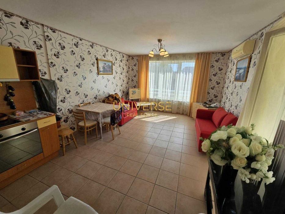 Продава се Двустаен апартамент в к.к. Слънчев бряг - 65 кв.м за 1193 €/кв.м - Снимка #3